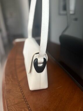 Vintage 90’s White Leather Gucci Tom Ford Shoulder Bag
